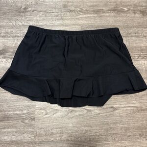 Elegant Black Mini Skirt